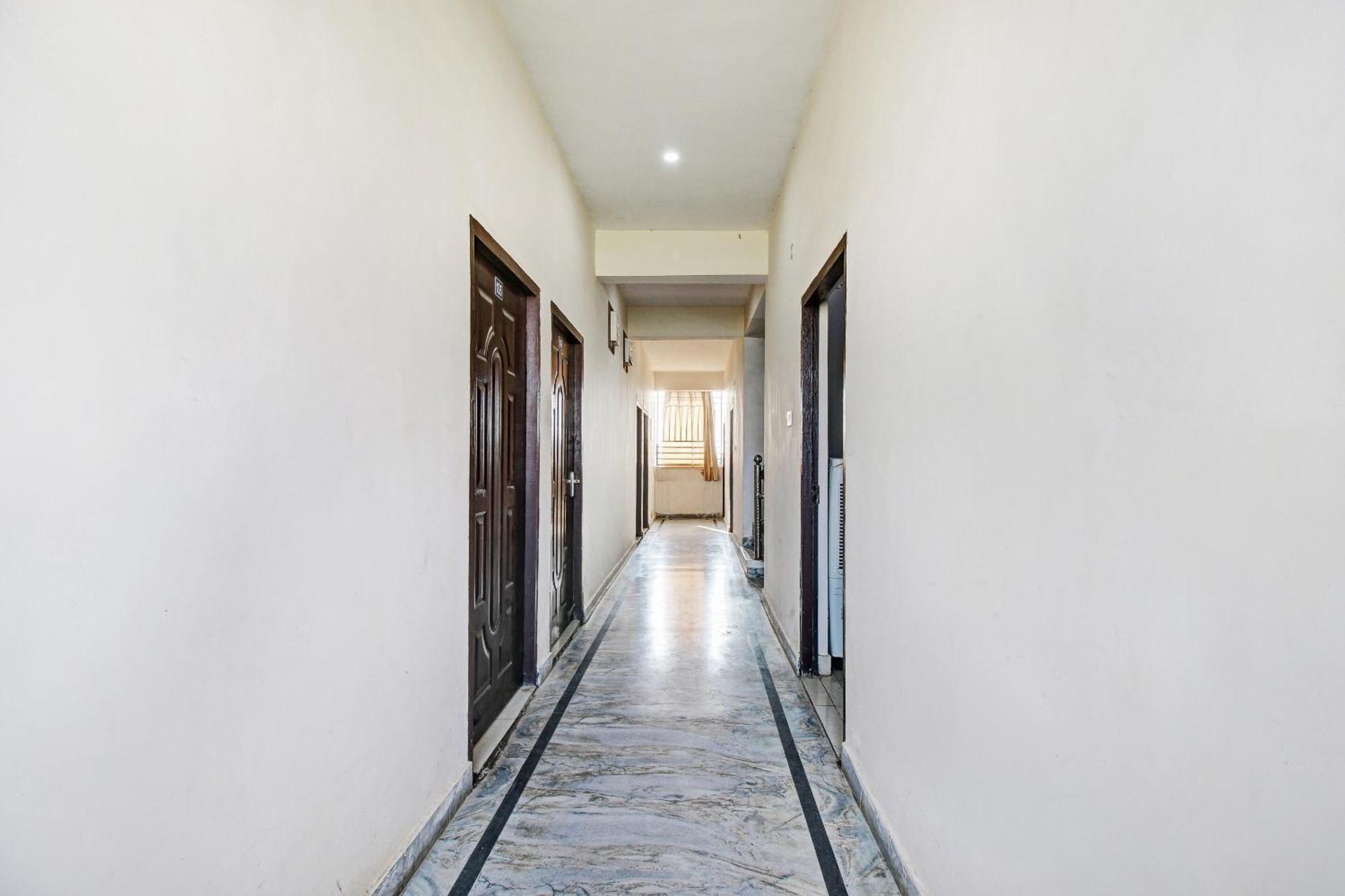 Hotel O Jr Hotel Lucknow Exterior foto