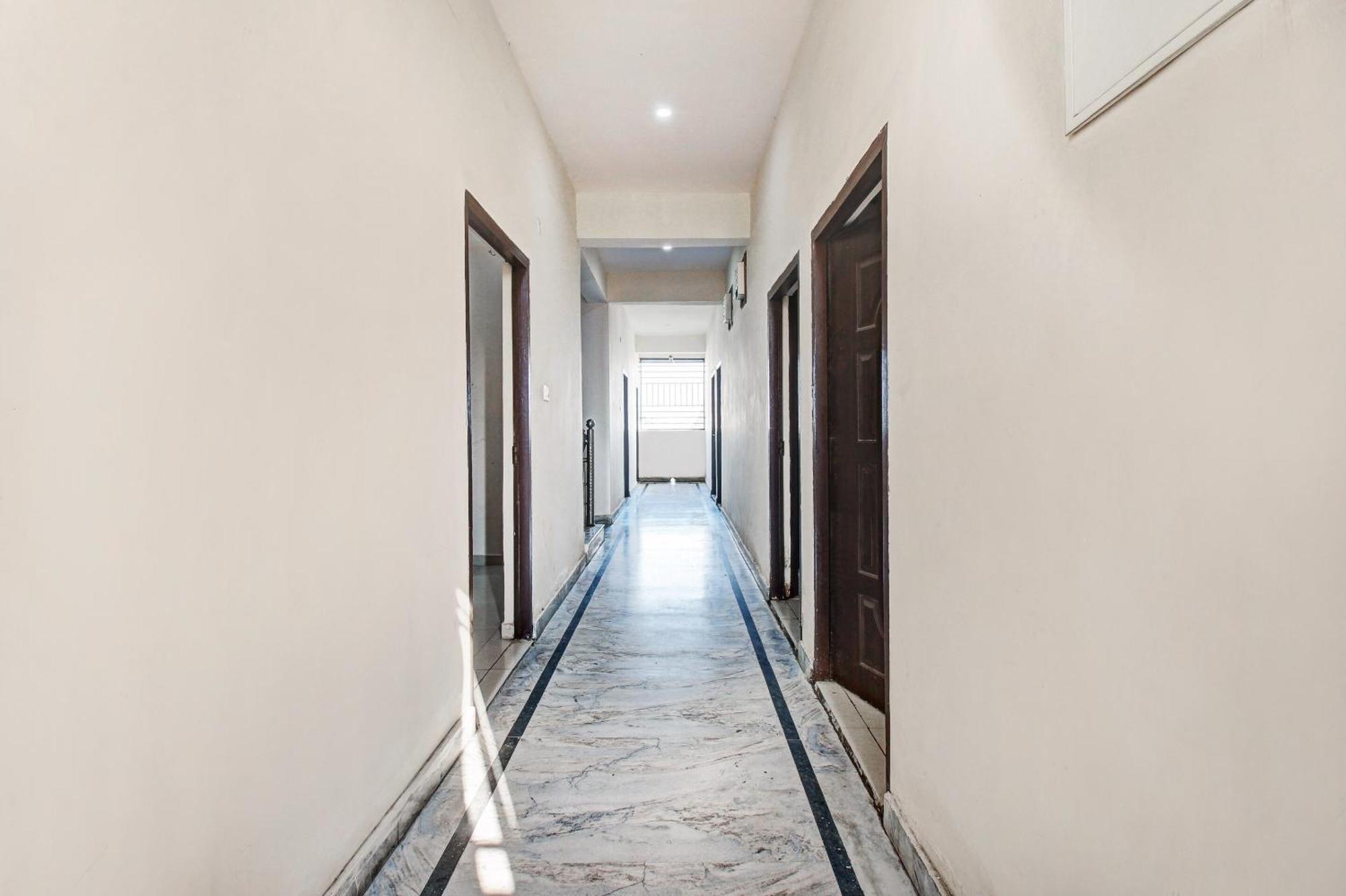 Hotel O Jr Hotel Lucknow Exterior foto
